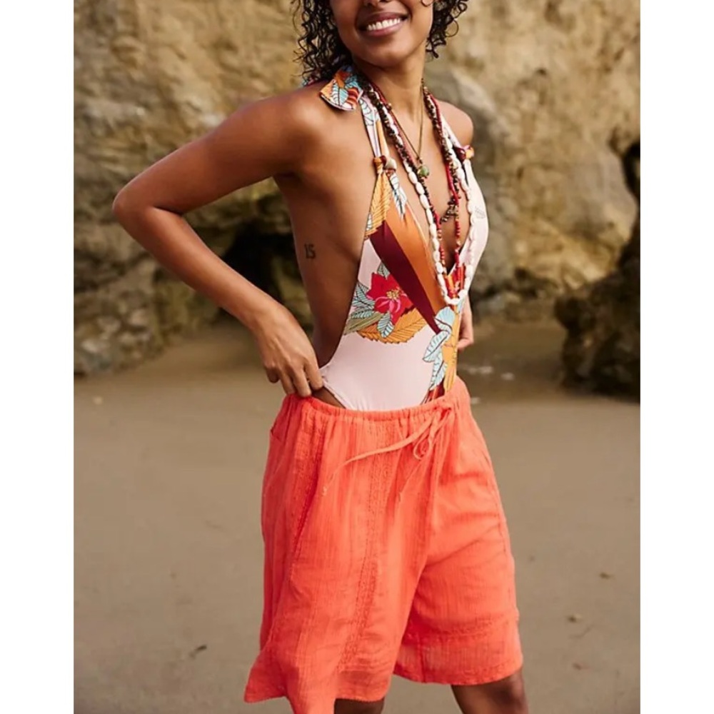 NWOT Seaside shorts by Free People in size Small - Picture 6 of 7